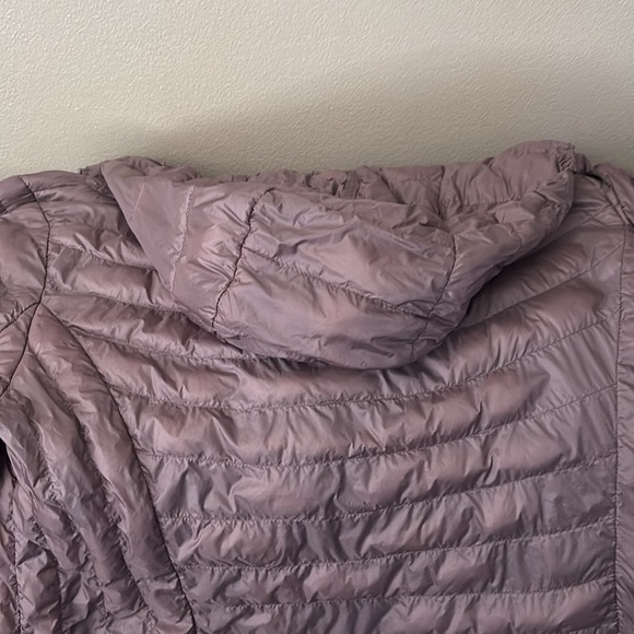 32 Degrees Women's Puffer Jacket in Mauve - Picture 3 of 3